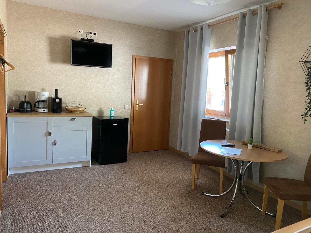 Rooms4Ring Privatzimmer Am Nurburgring Quiddelbach Exteriér fotografie